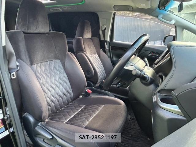 Toyota ALPHARD 2021-12 8855004-12