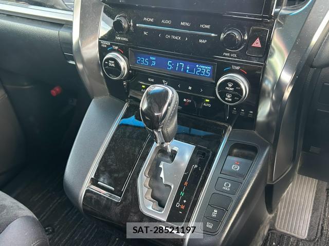 Toyota ALPHARD 2021-12 8855004-7