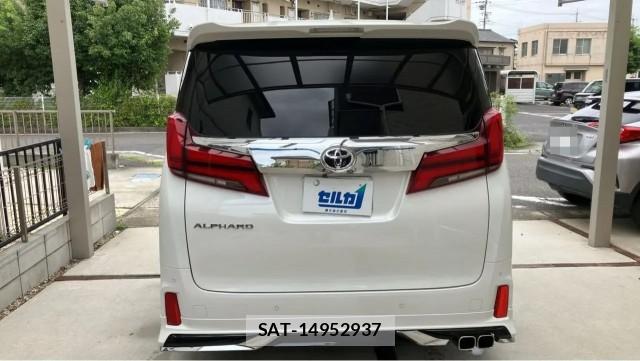 Toyota ALPHARD 2022-06 8855319-1