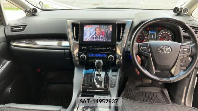Toyota ALPHARD 2022-06 8855319-2