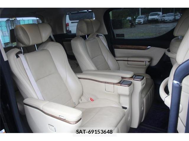 Toyota ALPHARD 2016-03 8855605-18