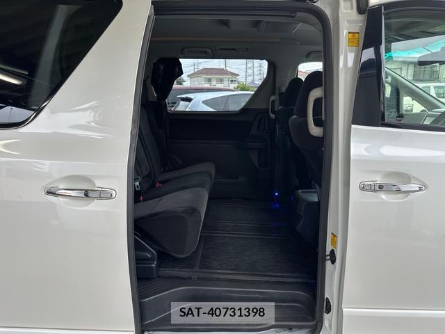 Toyota ALPHARD 2014-03 8855632-12
