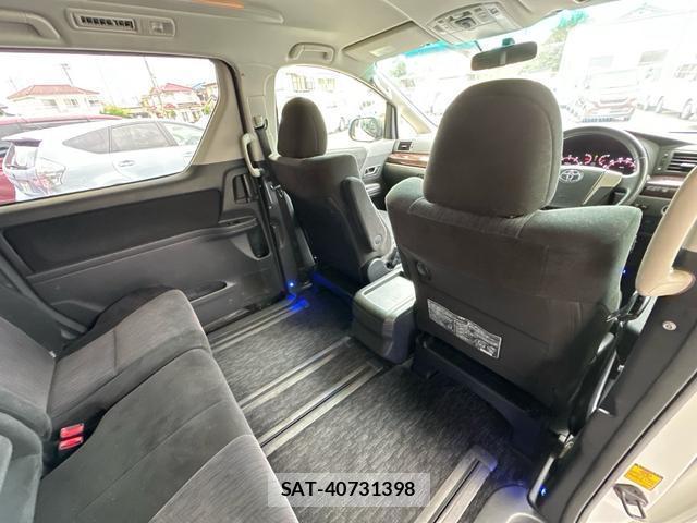Toyota ALPHARD 2014-03 8855632-14
