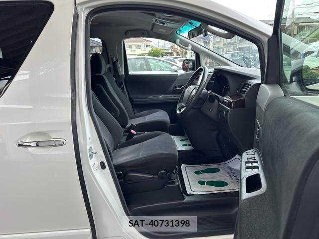 Toyota ALPHARD 2014-03 8855632-9