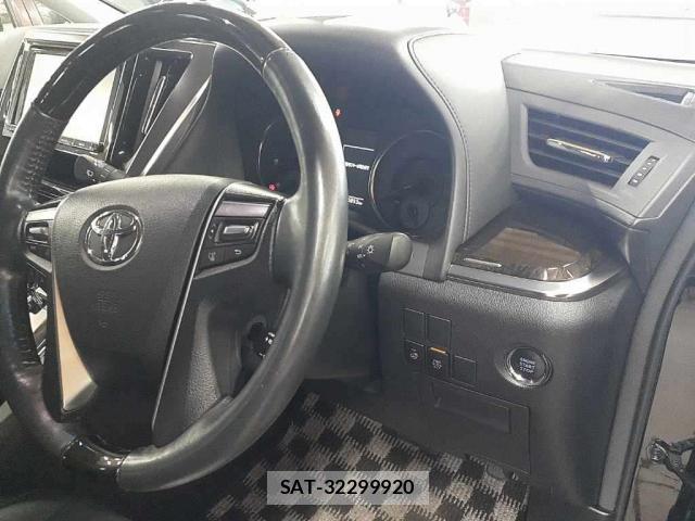 Toyota ALPHARD 2016-04 8855890-4