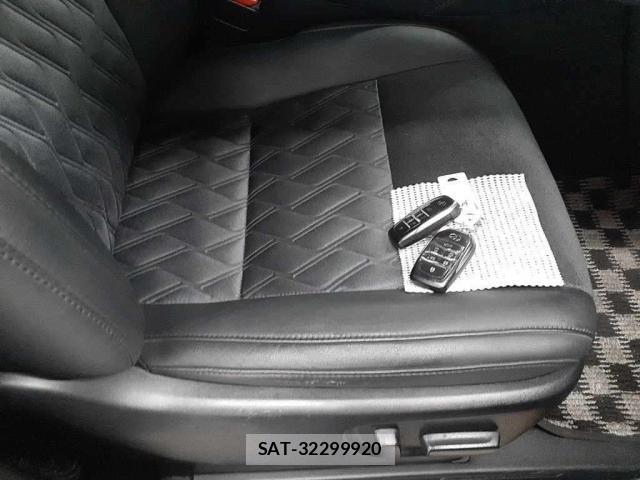 Toyota ALPHARD 2016-04 8855890-5