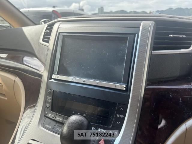 Toyota ALPHARD 2013-01 8856149-11