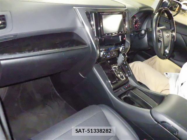 Toyota ALPHARD 2019-12 8856286-2