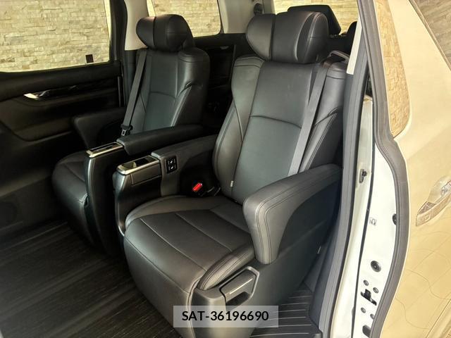 Toyota ALPHARD 2022-06 8856508-12
