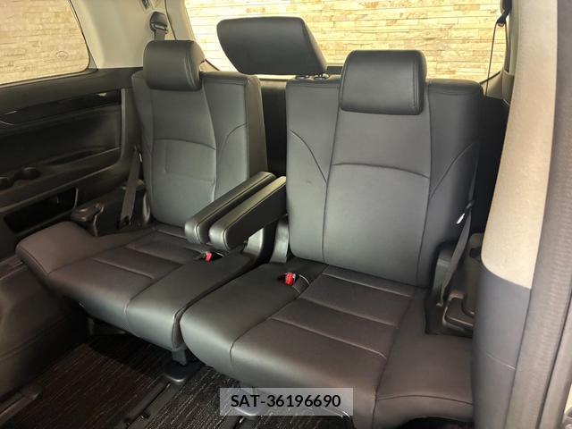 Toyota ALPHARD 2022-06 8856508-14