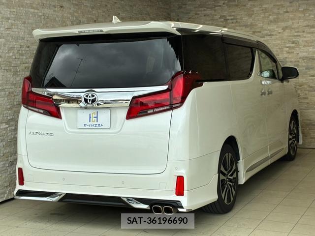 Toyota ALPHARD 2022-06 8856508-3