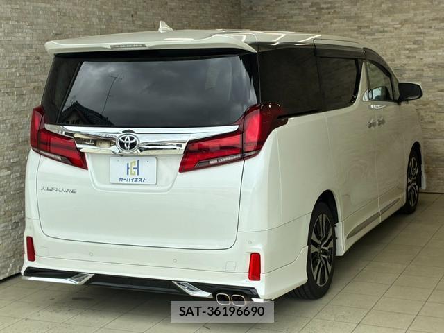 Toyota ALPHARD 2022-06 8856508-4
