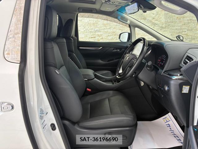Toyota ALPHARD 2022-06 8856508-9
