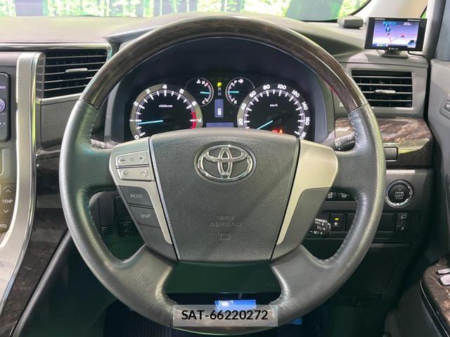 Toyota ALPHARD 2013-01 8856586-11
