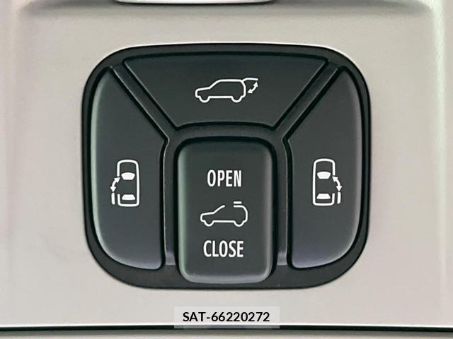Toyota ALPHARD 2013-01 8856586-4