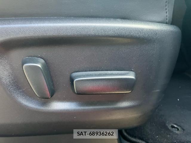 Toyota ALPHARD 2023-05 8856664-11
