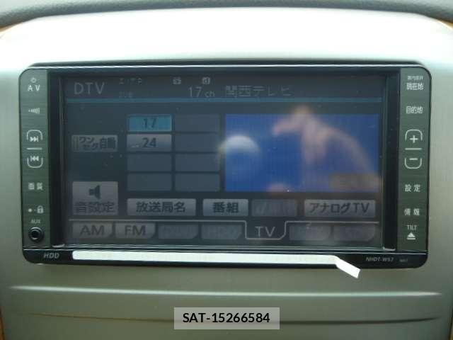 Toyota ALPHARD 2007-10 8856785-19