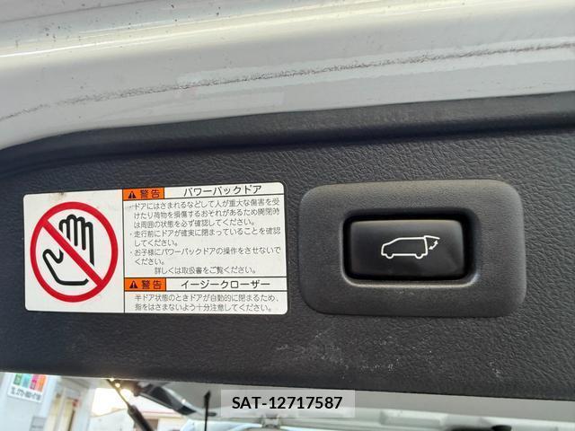 Toyota ALPHARD 2018-02 8856829-16