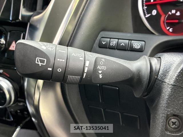 Toyota ALPHARD 2022-05 8856905-16