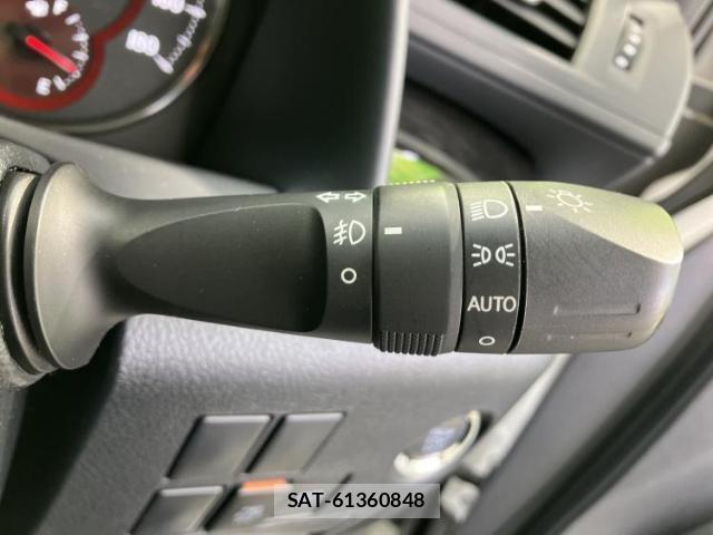 Toyota ALPHARD 2018-08 8857074-15