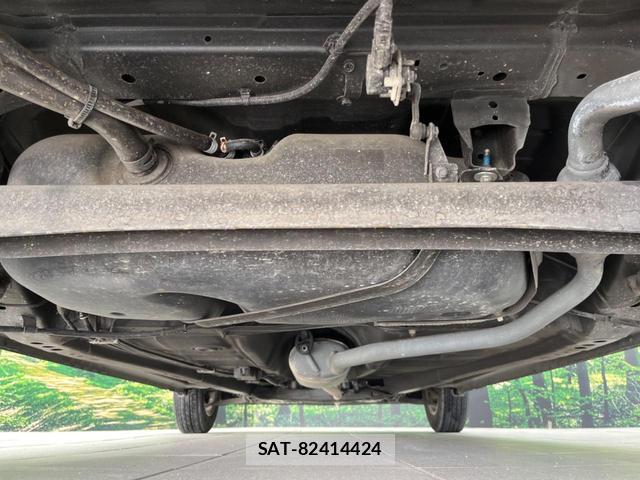 Suzuki ALTO 2019-05 8854216-18