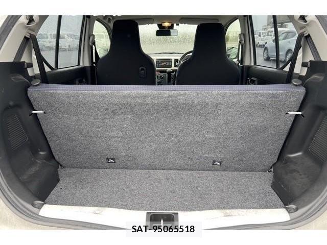 Suzuki ALTO 2021-09 8854369-5