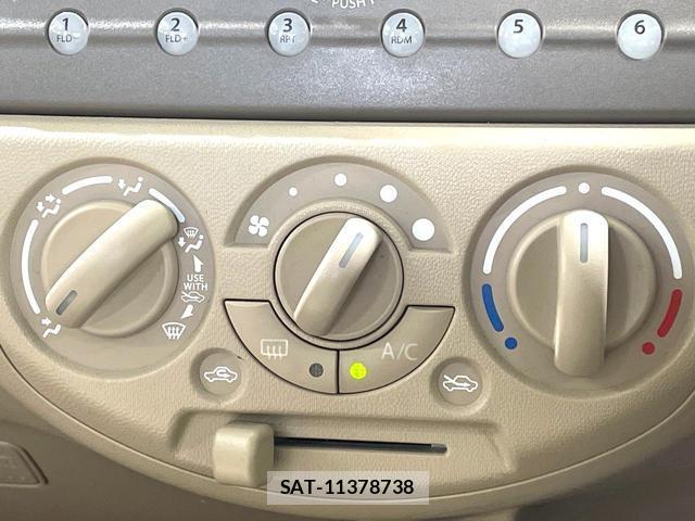 Suzuki ALTO 2011-08 8855590-6