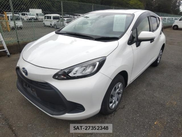 Toyota AQUA 2021-09 8854093-0