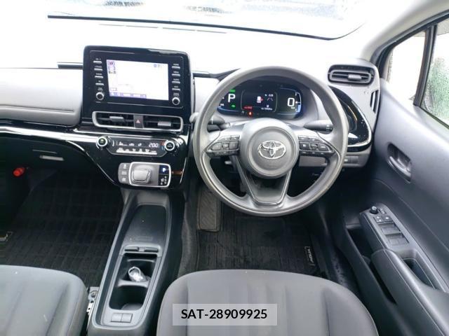 Toyota AQUA 2021-09 8854132-2
