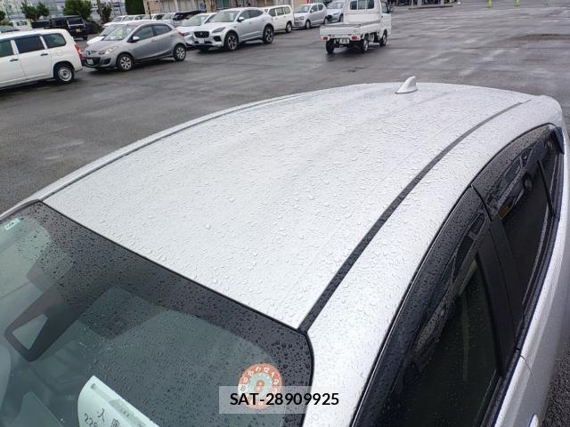 Toyota AQUA 2021-09 8854132-6