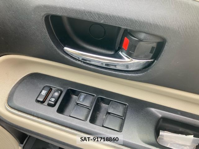 Toyota AQUA 2013-11 8854504-14