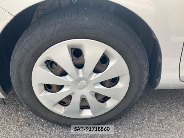Toyota AQUA 2013-11 8854504-5