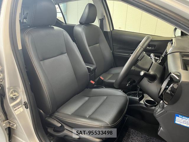 Toyota AQUA 2019-07 8854790-5