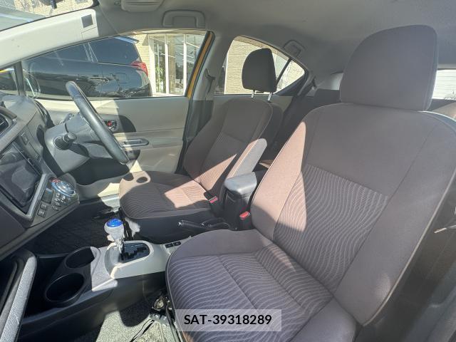 Toyota AQUA 2012-11 8854855-5