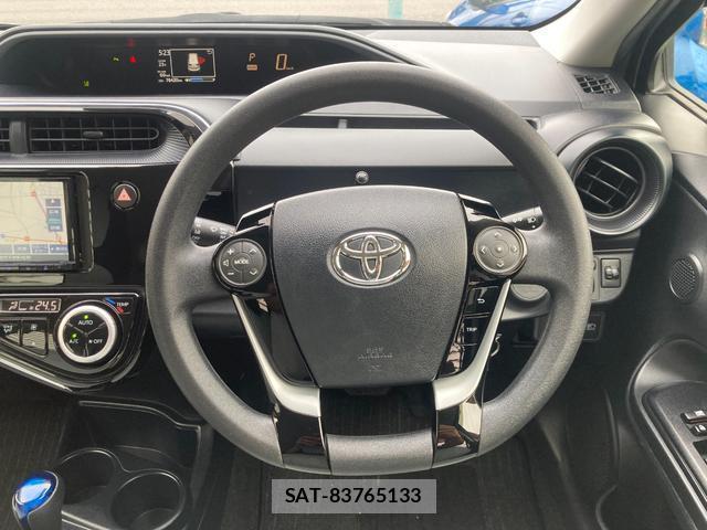 Toyota AQUA 2021-03 8854979-15