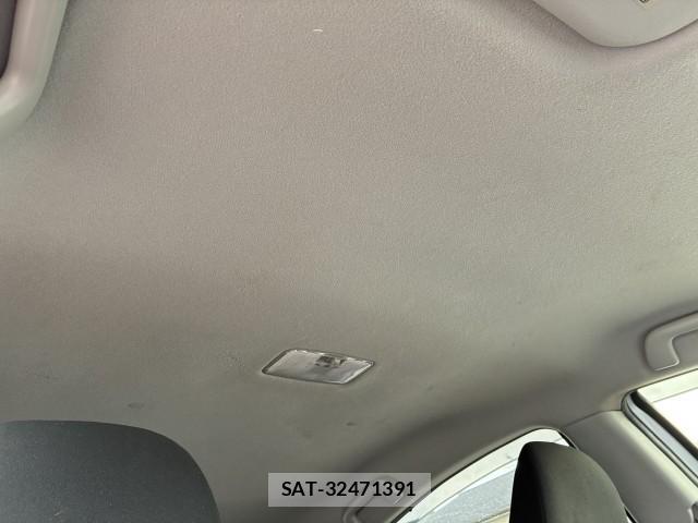 Toyota AQUA 2017-11 8855024-14