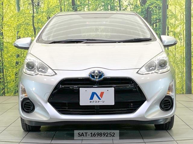 Toyota AQUA 2015-09 8855068-12