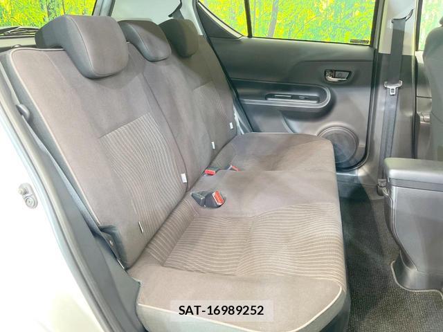 Toyota AQUA 2015-09 8855068-7