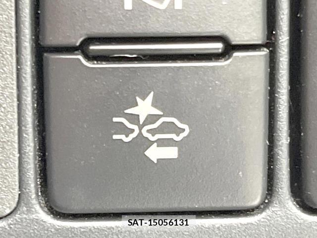 Toyota AQUA 2018-09 8855069-4
