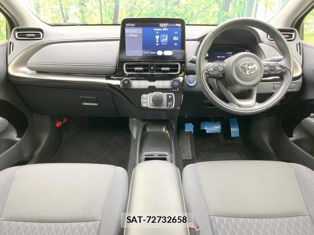 Toyota AQUA 2022-10 8855071-1