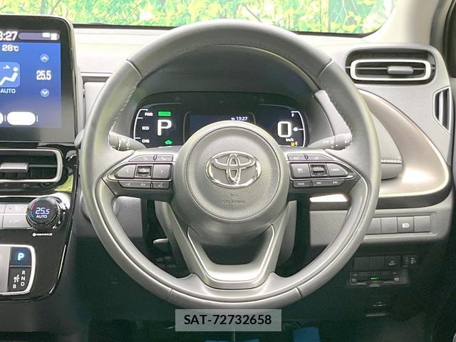 Toyota AQUA 2022-10 8855071-10