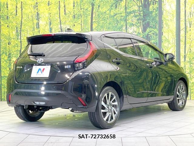 Toyota AQUA 2022-10 8855071-16