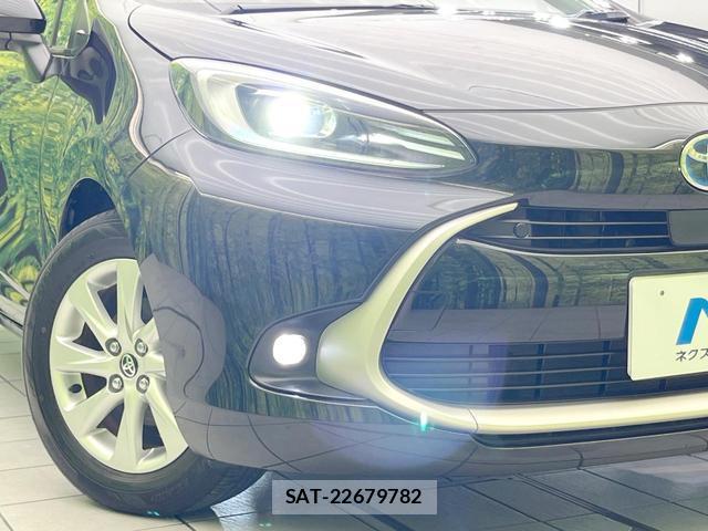 Toyota AQUA 2023-04 8855074-12