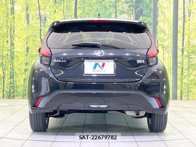 Toyota AQUA 2023-04 8855074-15