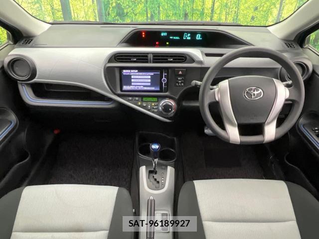 Toyota AQUA 2013-06 8855117-2