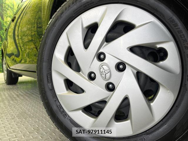 Toyota AQUA 2017-09 8855118-13