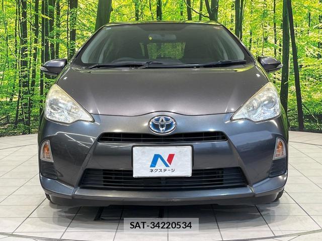 Toyota AQUA 2012-10 8855183-13