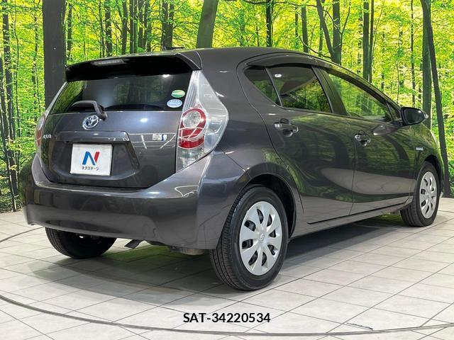 Toyota AQUA 2012-10 8855183-16