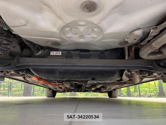 Toyota AQUA 2012-10 8855183-18