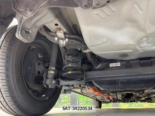 Toyota AQUA 2012-10 8855183-19